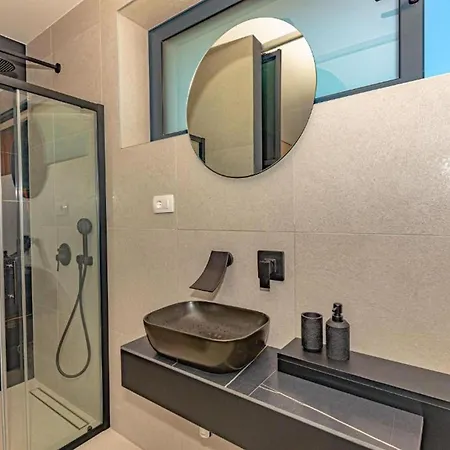 Villa Luxury Contemporary In With Pool, Sauna And Hot Tub Vodice