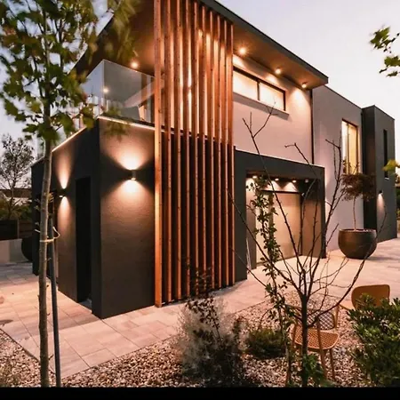 Luxury Contemporary In With Pool, Sauna And Hot Tub Vodice