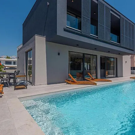 Luxury Contemporary In With Pool, Sauna And Hot Tub * Vodice